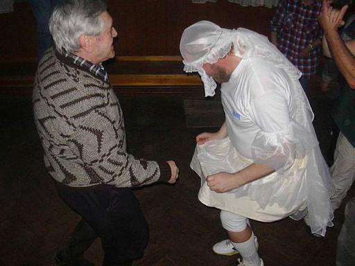 Třetí maškarní medovinový bál